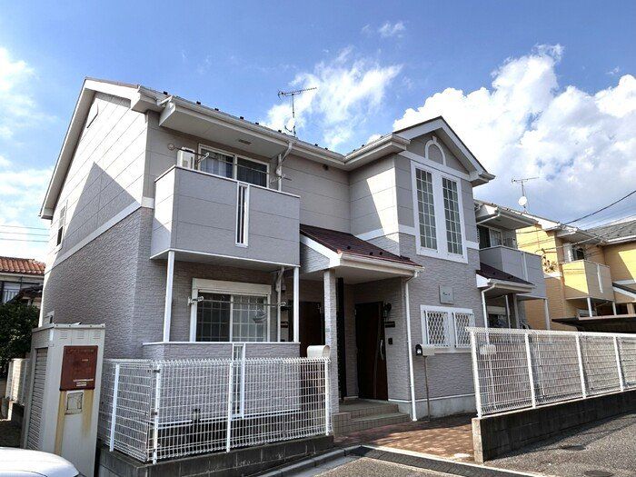 建物外観　南東向き日当たり良好