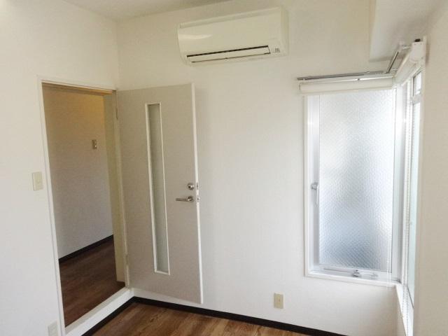 その他部屋・スペース　窓からの光がいい感じです。