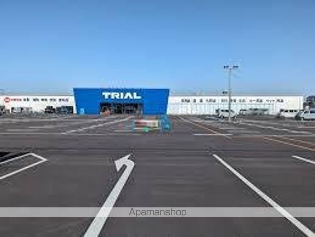 スーパー　スーパーセンタートライアル　丸亀店（スーパー）まで600m