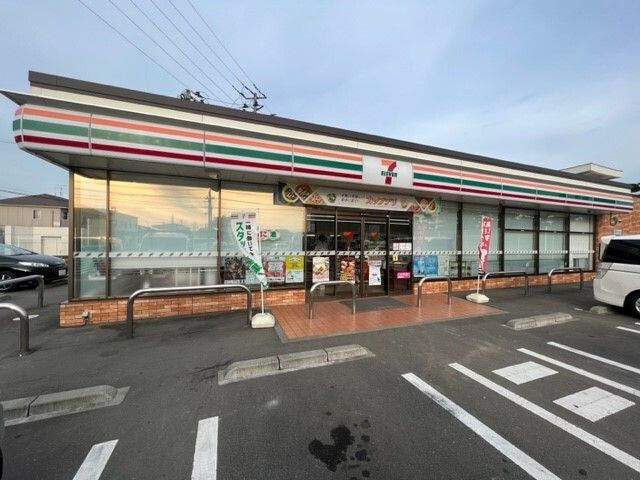 コンビニ　セブンイレブン名取大橋店（コンビニ）まで500m