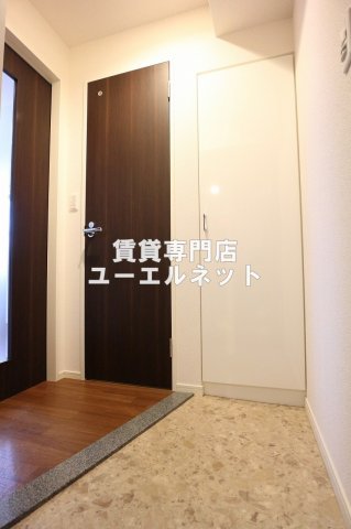 玄関　住まいの顔ともなる玄関