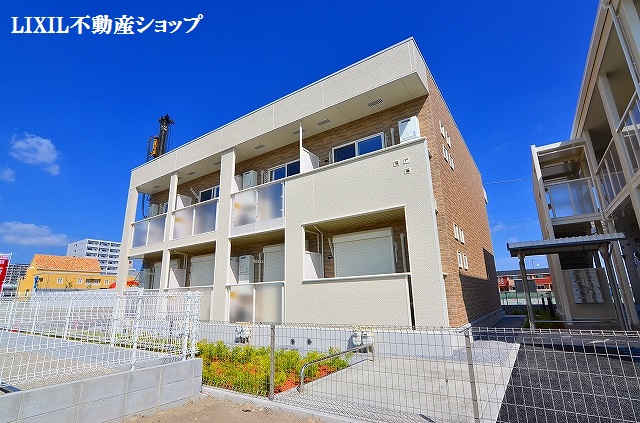 建物外観　レイクタウンでのお住まい探しは『地元』の当社にお任せ下さい！
