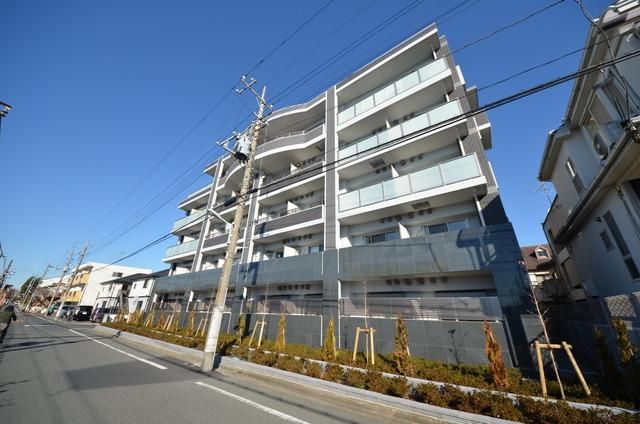 建物外観　♪陽当りの良い建物です♪