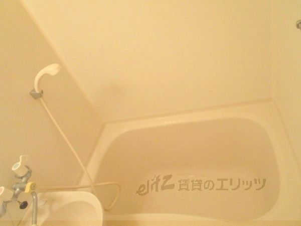 バス・シャワールーム　風呂