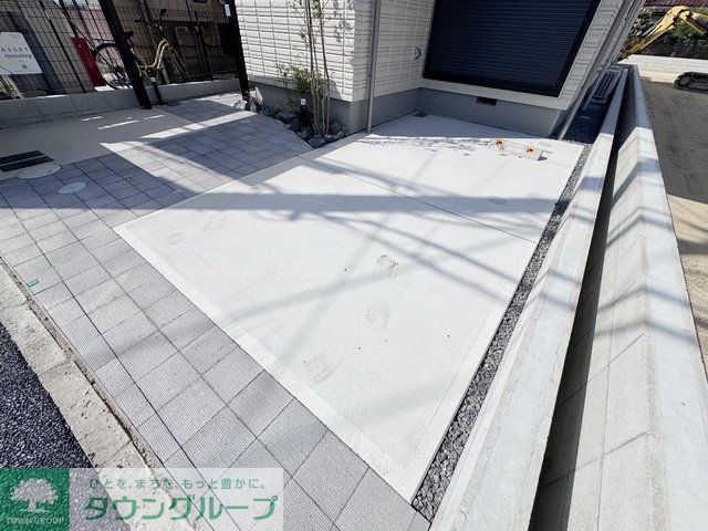 駐車場　駐車場