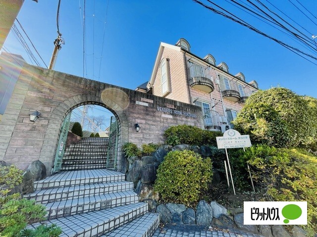 建物外観　お洒落な建物です♪