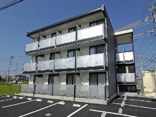 藤枝市田中のマンションの建物外観