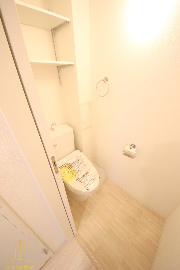 トイレ　セレニテ天満橋アリア