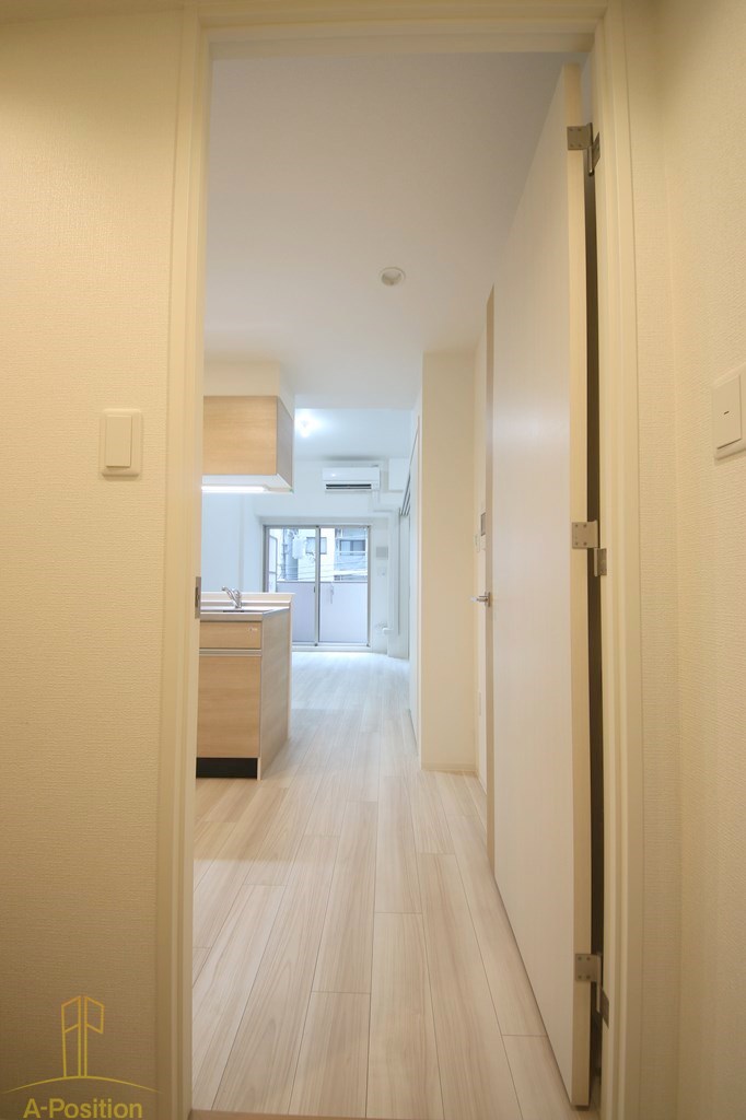 玄関　セレニテ天満橋アリア