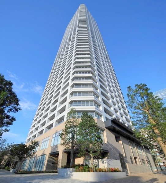 ザ・パークハウス西新宿タワー60の建物外観