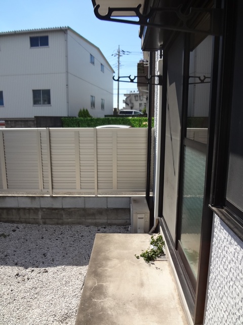 バルコニー　テラス