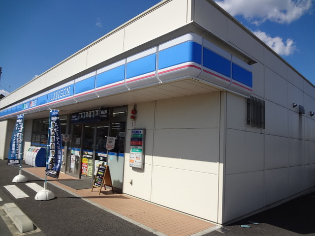 コンビニ　ローソン入間高倉四丁目店（コンビニ）まで142m