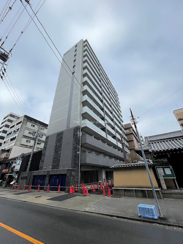 名古屋市中区新栄のマンションの建物外観