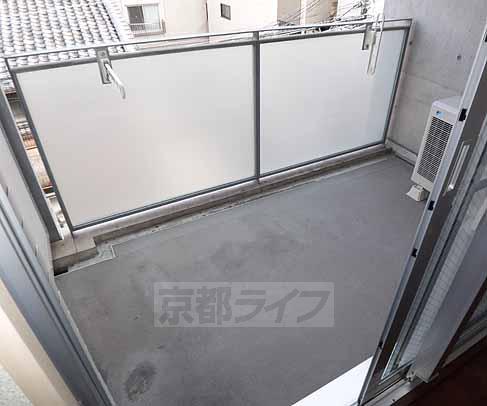 【京都市下京区塗師屋町のマンションのバルコニー】