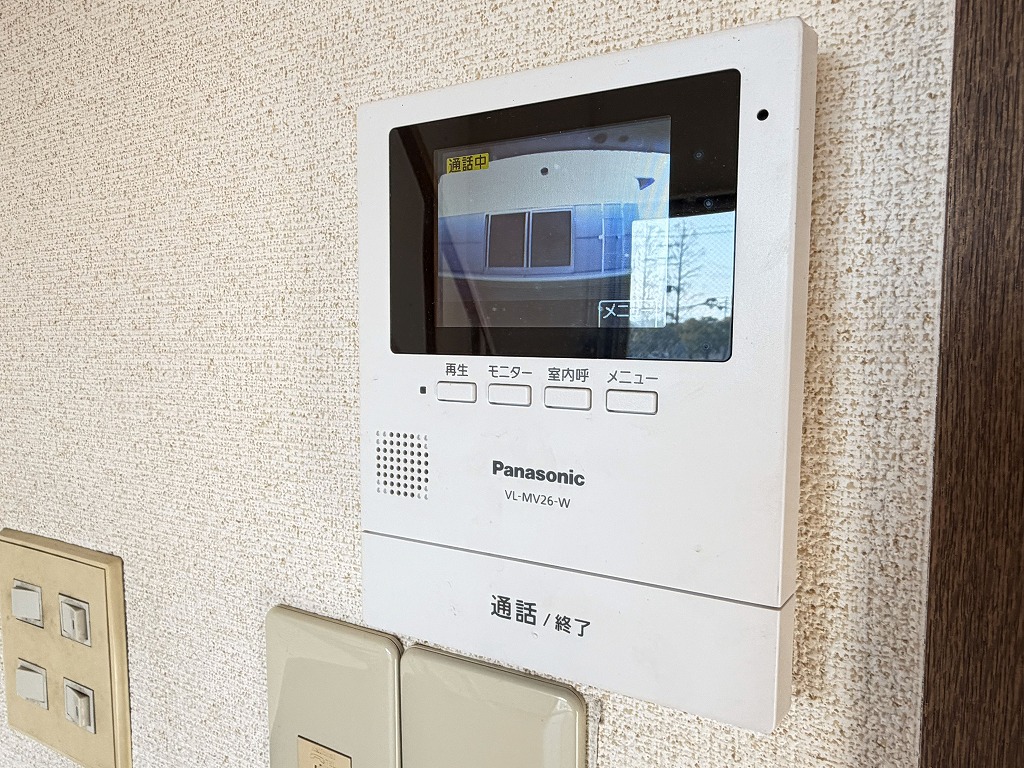 セキュリティ　モニター付きインターホン
