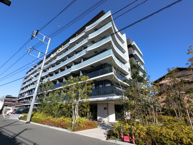 ブランシエスタ浦安の建物外観