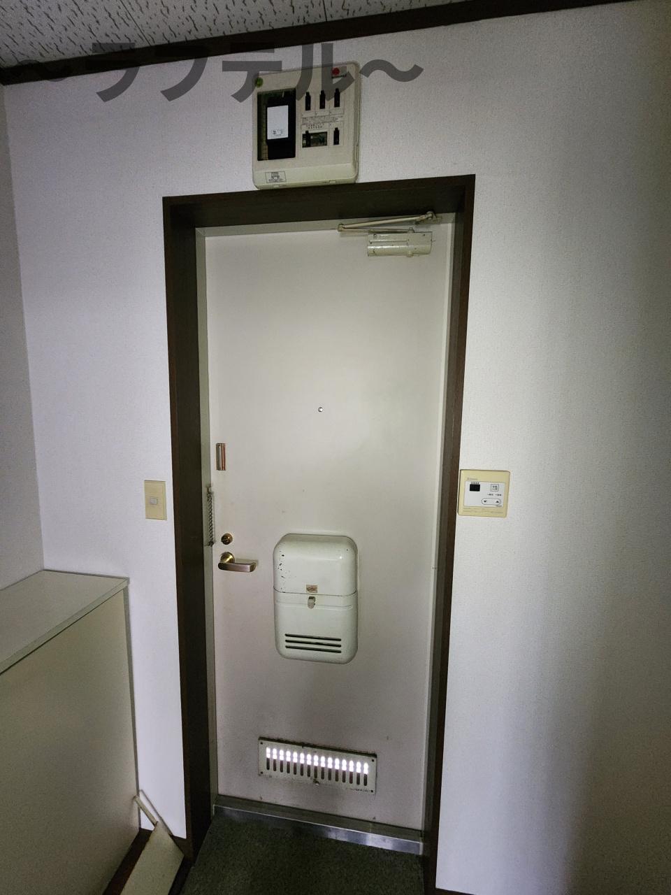 玄関　別部屋イメージ写真