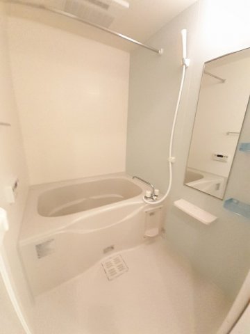 バス・シャワールーム　お風呂です