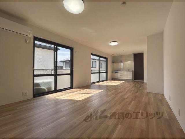 居室・リビング　リビング