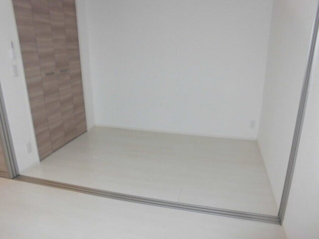 その他部屋・スペース　洋室３帖