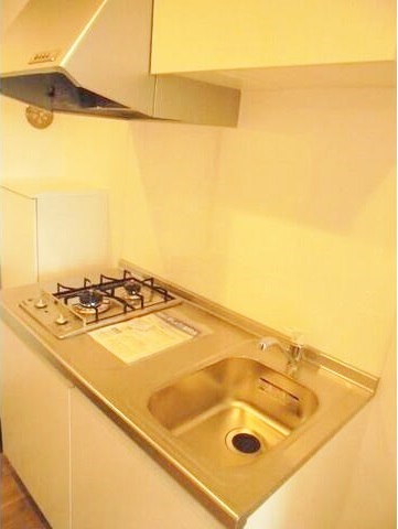 キッチン　広々使える快適な調理スペースです♪