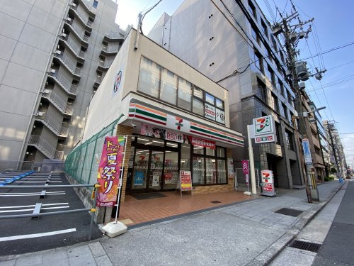 コンビニ　セブンイレブン（コンビニ）まで80m