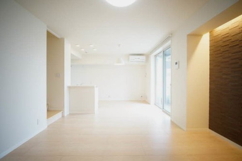 居室・リビング　図面と現状に相違がある場合には現状を優先