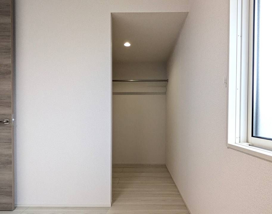 収納　ウォークインクローゼット