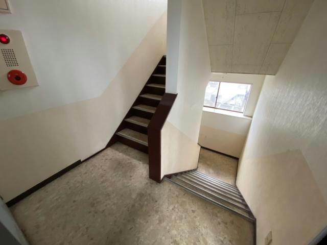 エントランス　エントランス部分