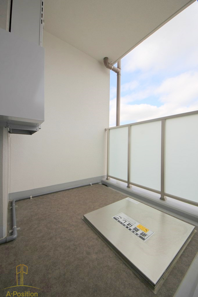 バルコニー　クロスレジデンス阿波座