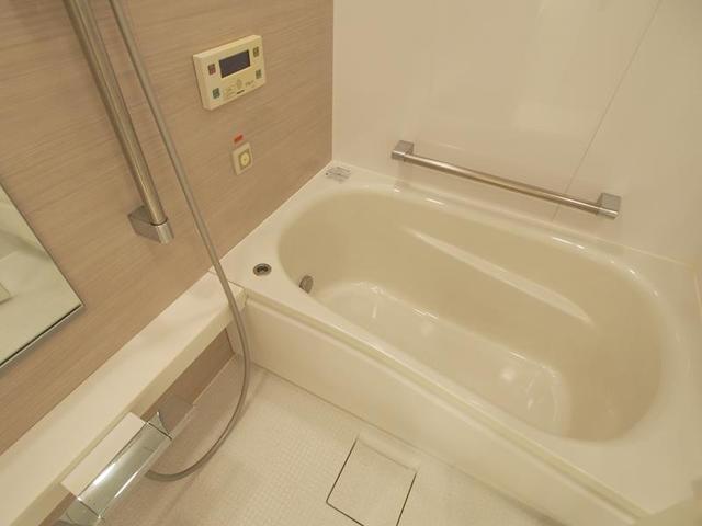 バス・シャワールーム　※写真は同タイプ住戸です。