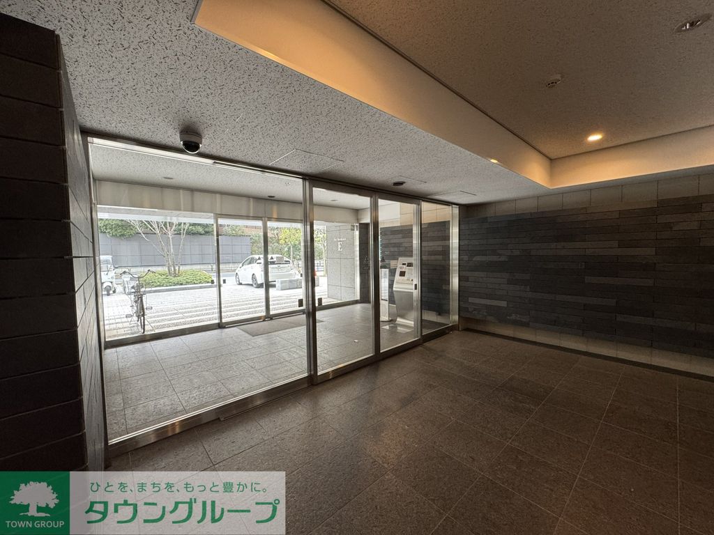 ロビー　エントランス