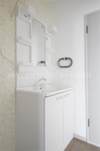 洗面設備　洗面所※類似室内