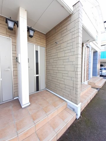 エントランス　毎日通るエントランスはこのようになっています