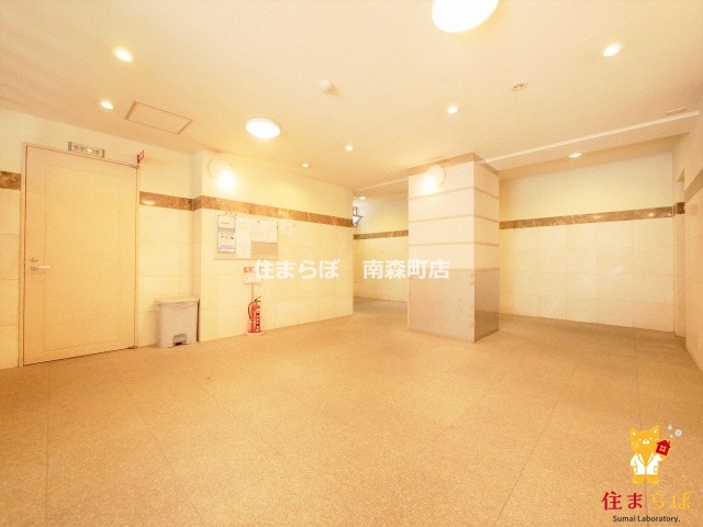 エントランス　共用部の印象も大切に