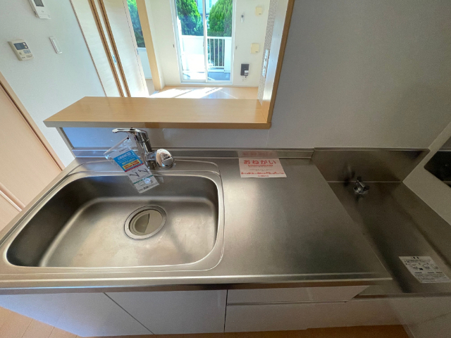 キッチン　清潔感のあるキッチンです