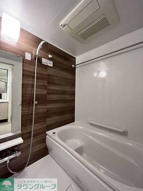 バス・シャワールーム　※写真は同タイプ住戸です。