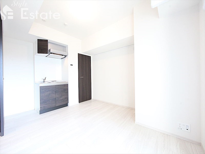 居室・リビング　内装