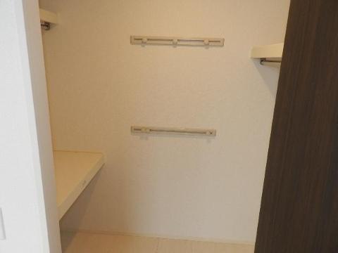 収納　ウォークインクローゼット