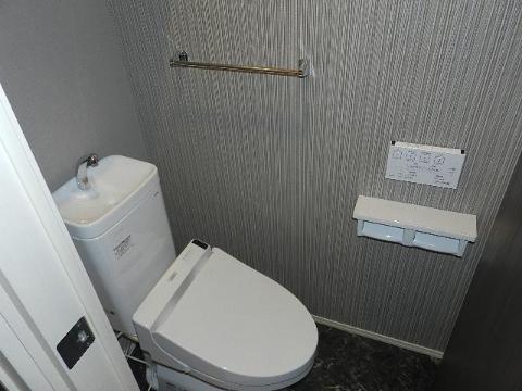 トイレ　シャワー付トイレ