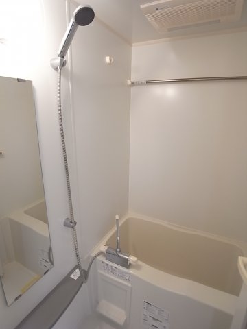 バス・シャワールーム　「バスルーム」