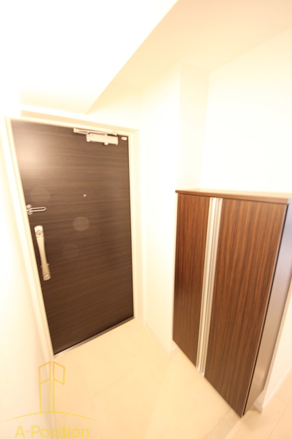 玄関　アーデン京町堀イースト