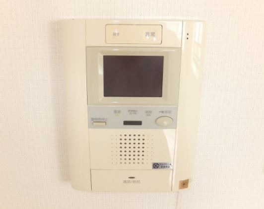 セキュリティ　★モニター付きインターホンで来客時も安心★