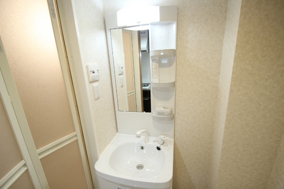 洗面設備　※別部屋の写真です