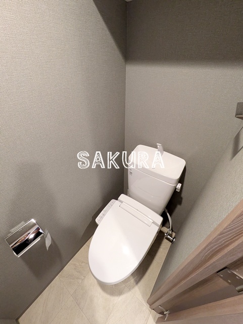 トイレ　嬉しい温水洗浄便座♪