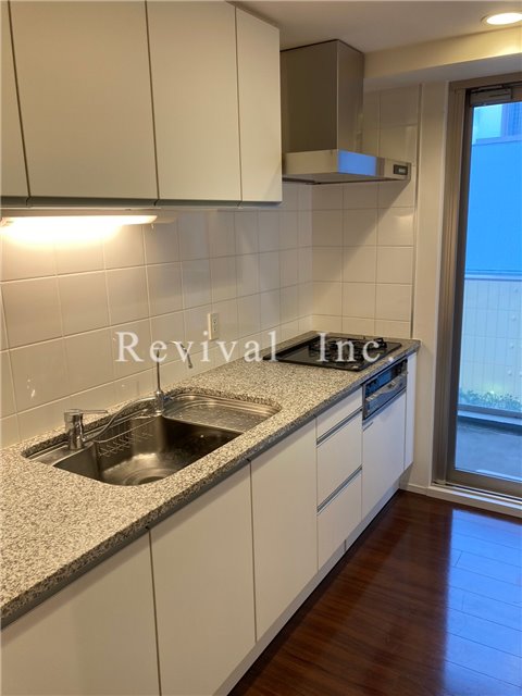 キッチン　キッチンはディスポーザー、食洗器完備