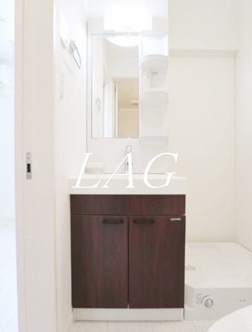 洗面設備　洗面台です。