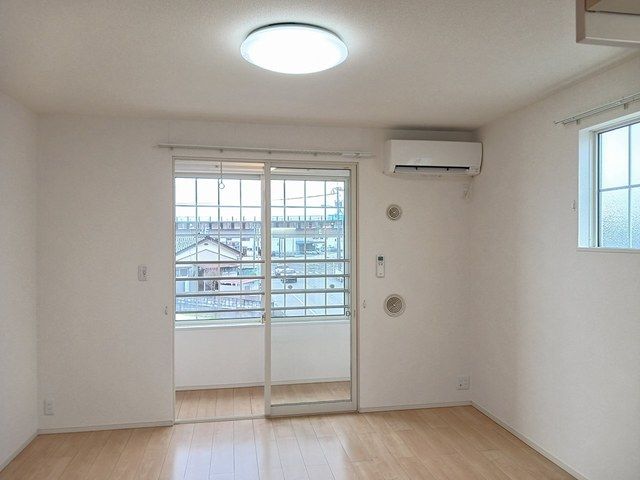 居室・リビング　おしゃれな居間です