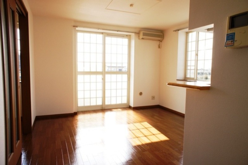 居室・リビング　図面と現状に相違がある場合には現状を優先