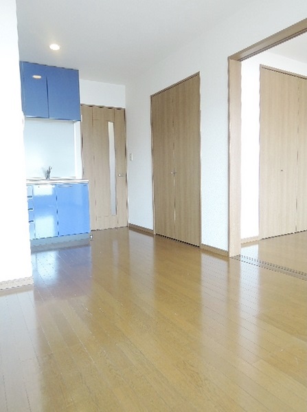 居室・リビング　使いやすい形の為、レイアウトを楽しめます♪